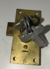 1 Yale Wardrobe Lock NOS