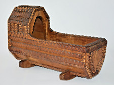 ANTIQUE TRAMP FOLK ART CARVED WOODEN DOLLS ROCKING CRIB c1900