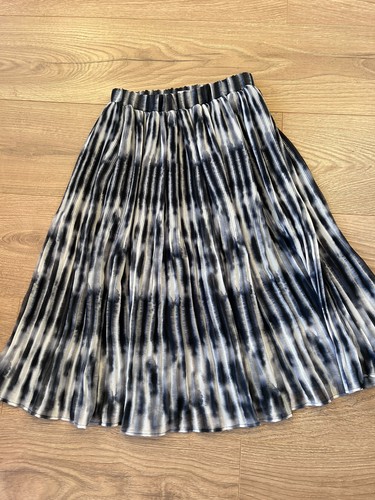 Girls next pleated - next,