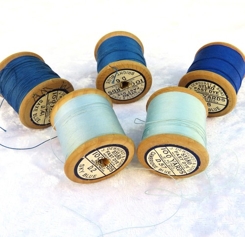 Sylko wooden cotton reels - 5,