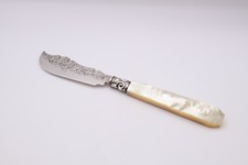 Antique Silver & Mother of Pearl Butter Knife Hallmarked Birmingham 1856