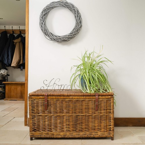 Distilled brown lucca wicker - lucca,