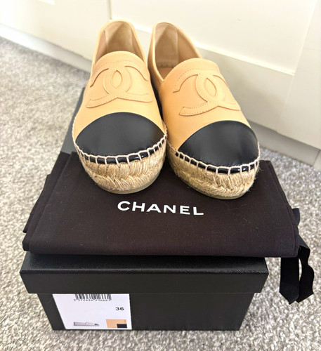 Chanel beige lambskin - beige,