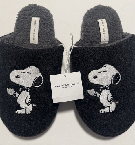 Snoopy slippers mens medium - snoopy,