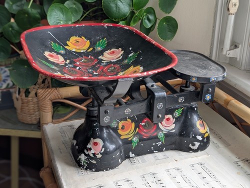 Vintage cast iron - iron, weighing