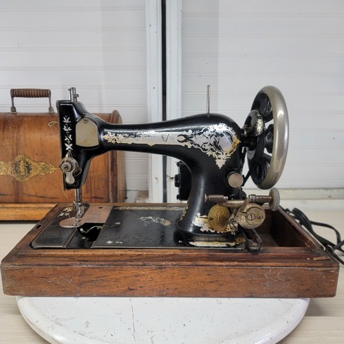 1912 singer sewing machine - singer,
