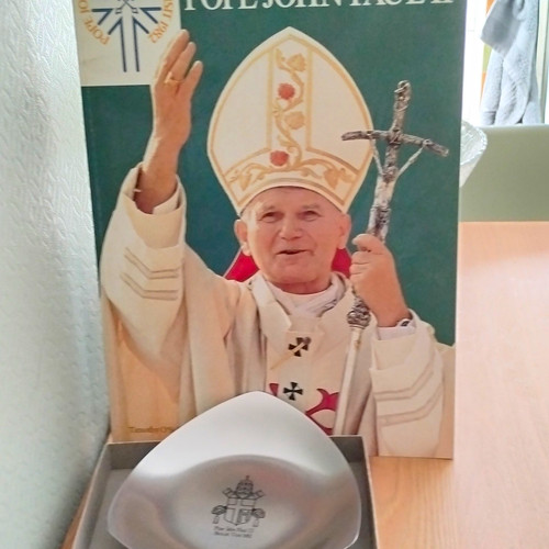 Old hall pope - john, paul