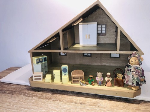 Sylvanian families deluxe - families,