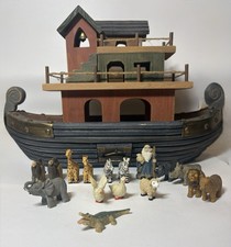 Vintage Wooden Noah's Ark 16