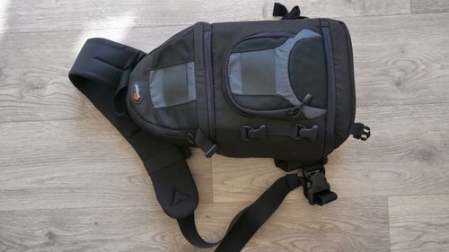 Lowepro slingshot 100aw camera - slingshot,