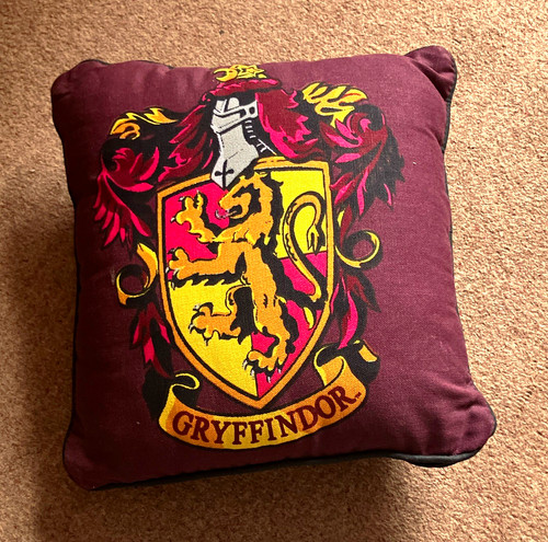 Harry potter gryffindor crest - potter,
