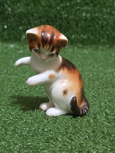 Royal doulton playfull - doulton,