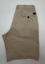 Lacoste Beige Chino Shorts –