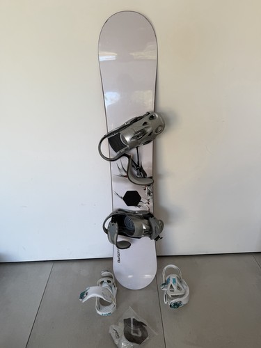 Burton snowboard white approx - white,