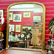 Victorian Over Mantle Mirror / Large / Arched / Gilt Finish / 130cm x 108cm
