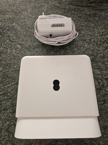 Smart wifi signal booster - signal,