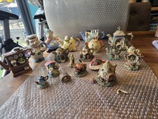 Joblot Of Collectable Ornamental Tpots And Related Items