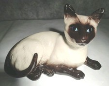 Porcelain SIAMESE CAT Royal