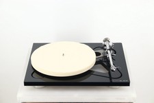 Rega RP10 Turntable / Aphelion