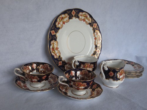 Royal albert heirloom pattern - royal,