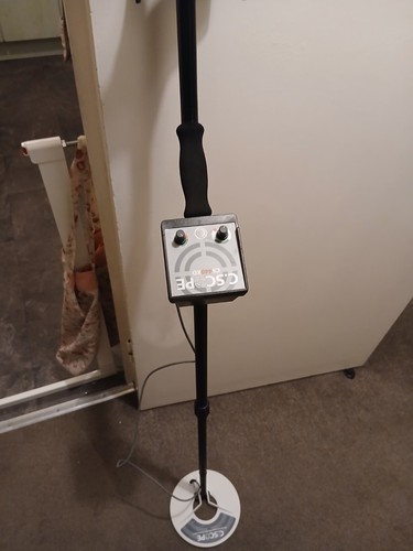 Metal detector - metal,