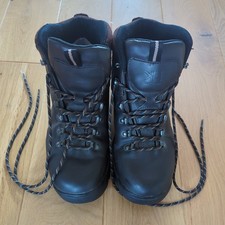 Karrimor Coniston Mens Waterproof Walking Boots with Vibram Sole (Size 8)