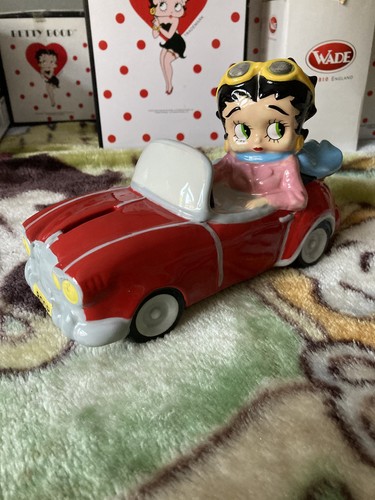 Betty boop convertibal car - betty,