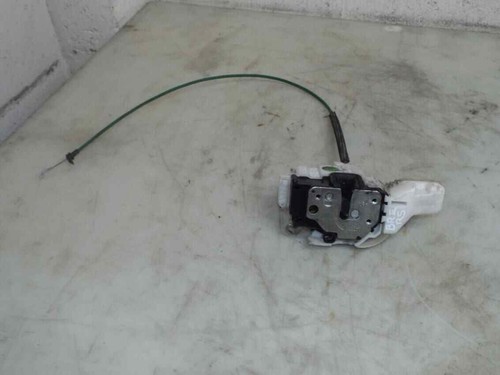 Right front door lock latch - right,