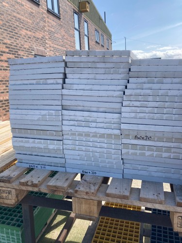 Non slip grp - non,
