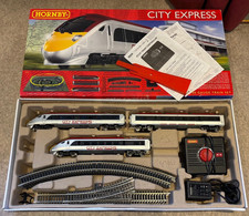 Hornby Class 395 city express 3-car starter set with box and track