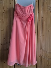 Amanda Wyatt Coral Strapless