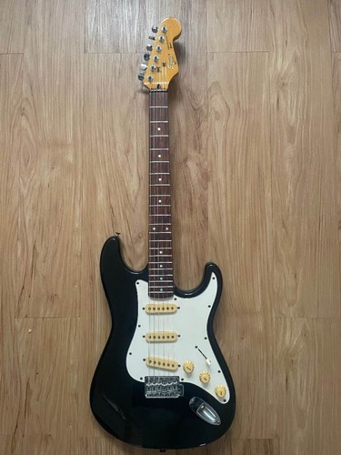 Fender squier stratocaster - squier,