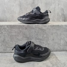 Nike Revolution 7 Girls Running Shoes Size UK 8.5 Black Slip on