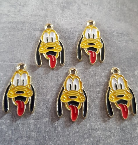 New disney pluto charms - 5,
