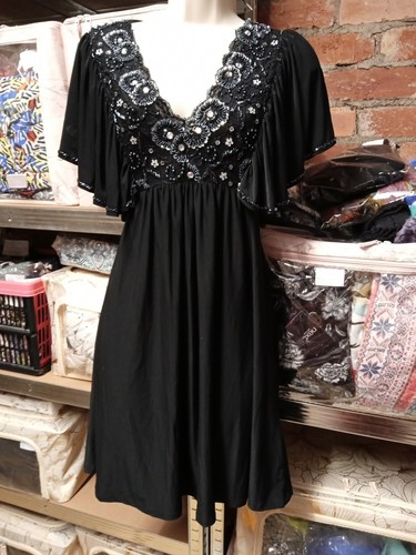 Butler wilson embellished - &,