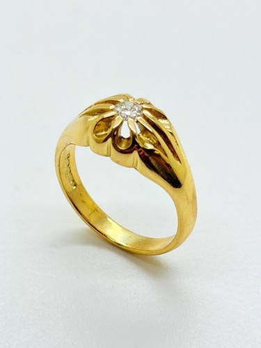 18ct 18k yellow solid - (750),