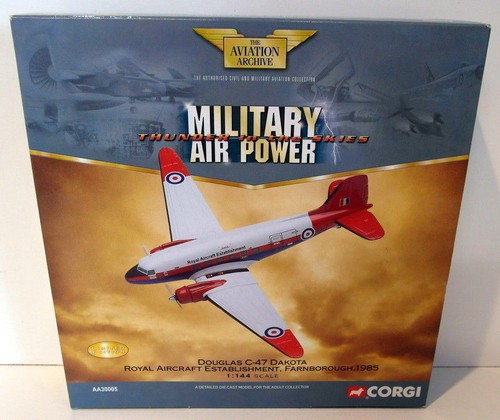 Corgi 144 aa30005 douglas - corgi, 1/144
