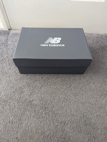 Empty new balance shoe - balance, box