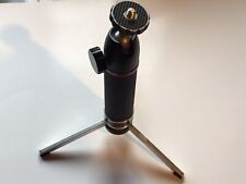 Useful Clean ISE Folding Black Table Top Tripod / Grip