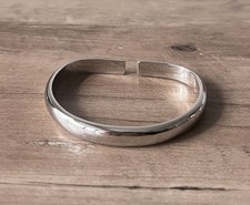 Stylist Minimalist Chunky Cuff