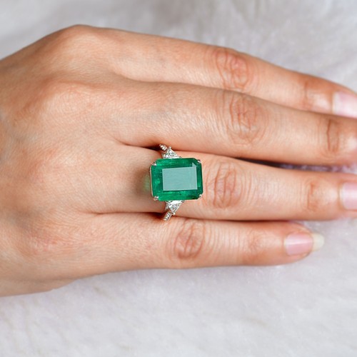 Tcw zambian emerald - 8.14,