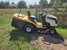 Cub Cadet..cc1019hn....Ride On Mower 