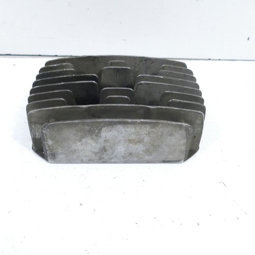Kawasaki 500 cylinder head - h1,