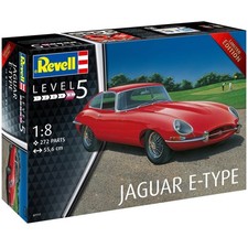 Revell 1/8 Jaguar E-Type Model