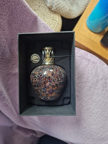 Ashleigh burwood fragrance - burwood, oil