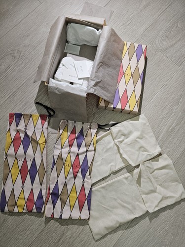 Authentic gucci argyle diamond - argyle,
