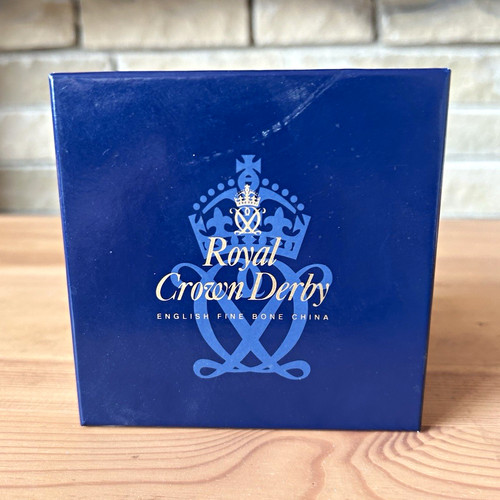 Royal crown derby bone china - derby,