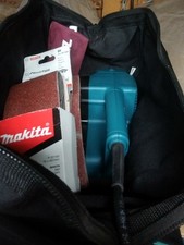 MAKITA 9911 VARIABLE SPEED 76mm 3" BELT SANDER SET 110v EXCELLENT CONDITION