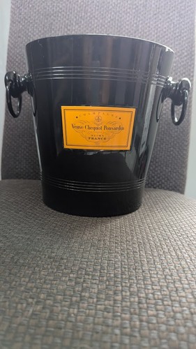 Vintage veuve clicquot - veuve, oxford