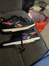 Girl Reebok heelys uk 6 No Wheels